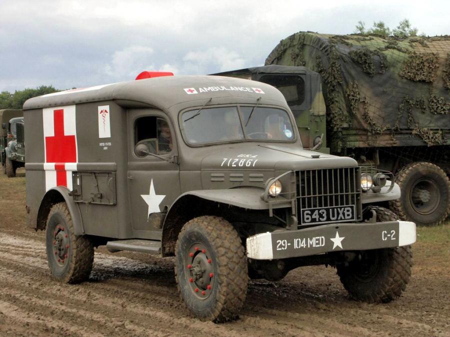 Dodge WC-54 Ambulance (T214) 1942 года  (фото 2 из 5)